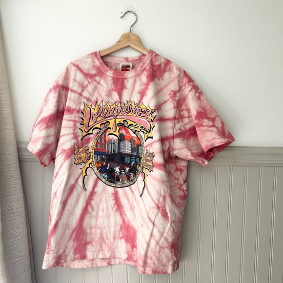 2024 Lollapalooza By Joe Freshgoods Large Pink Tie-Dye Short Sleeve Tee - Picture 2 of 5